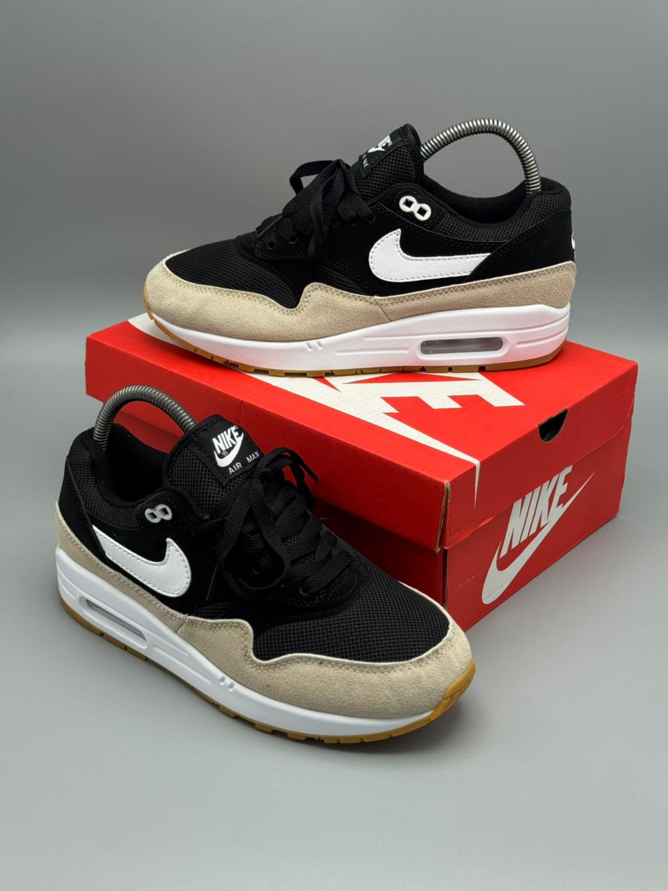 Air Max 1 Black