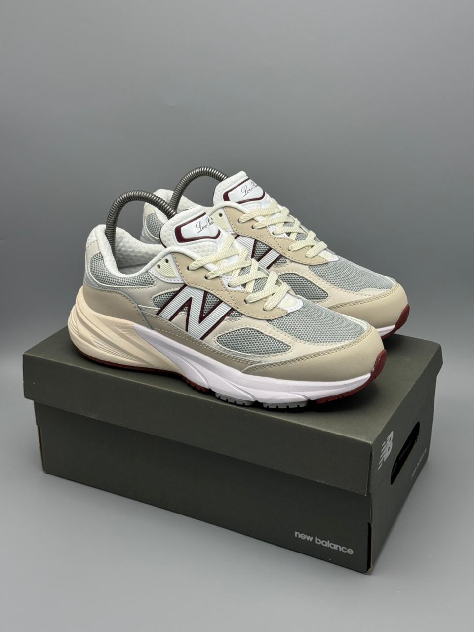 New Balance 990v6