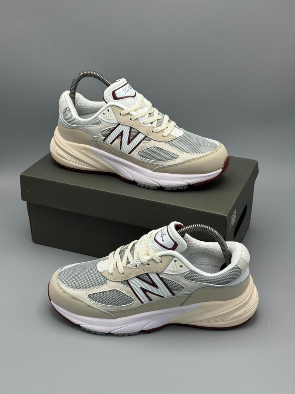 New Balance 990v6
