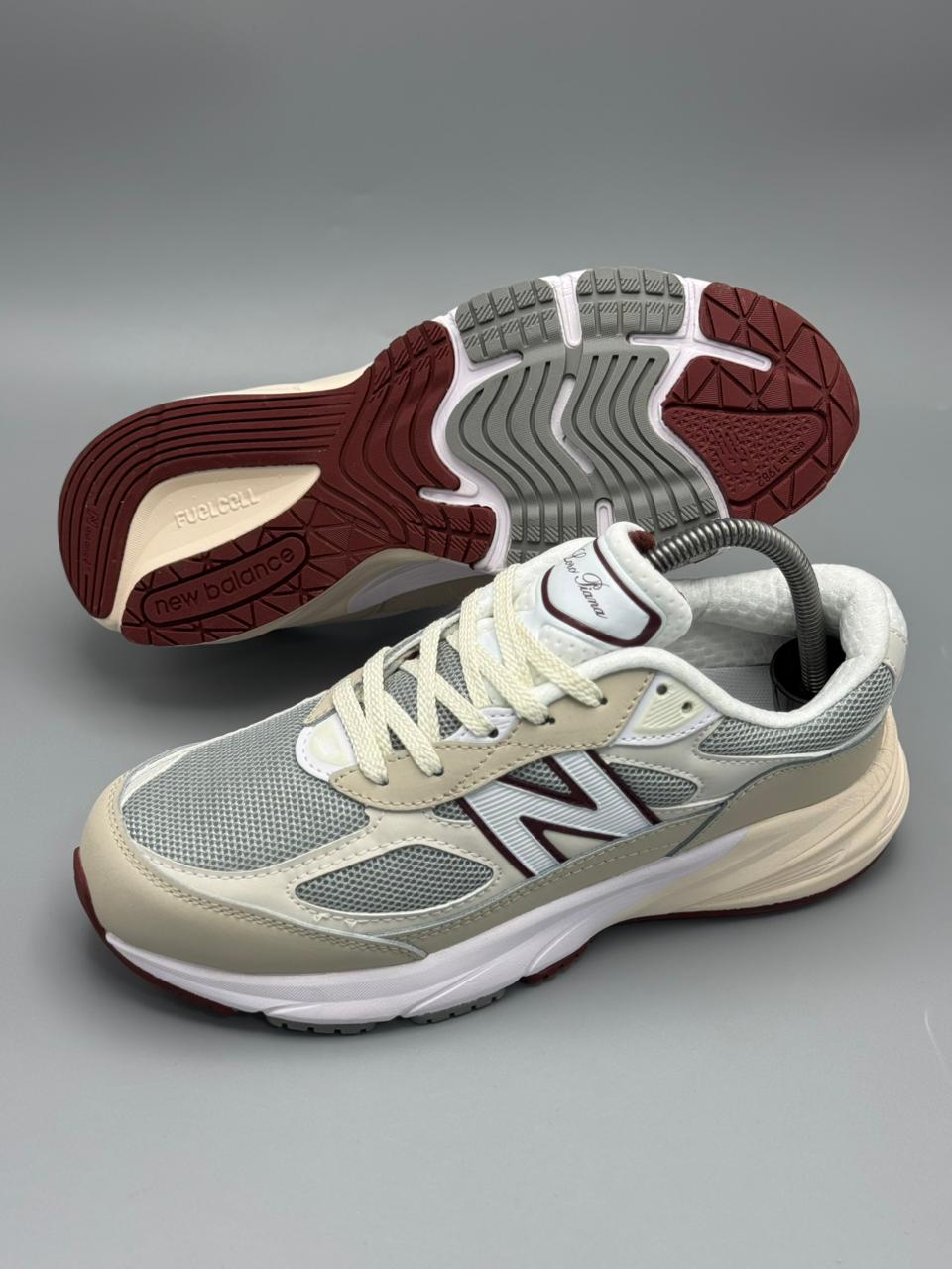 New Balance 990v6