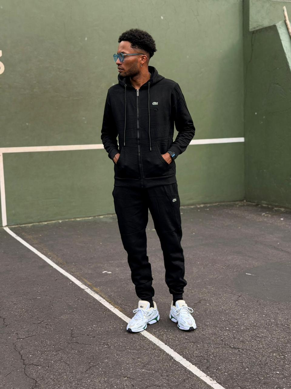 Conjunto Deportivo Lacoste