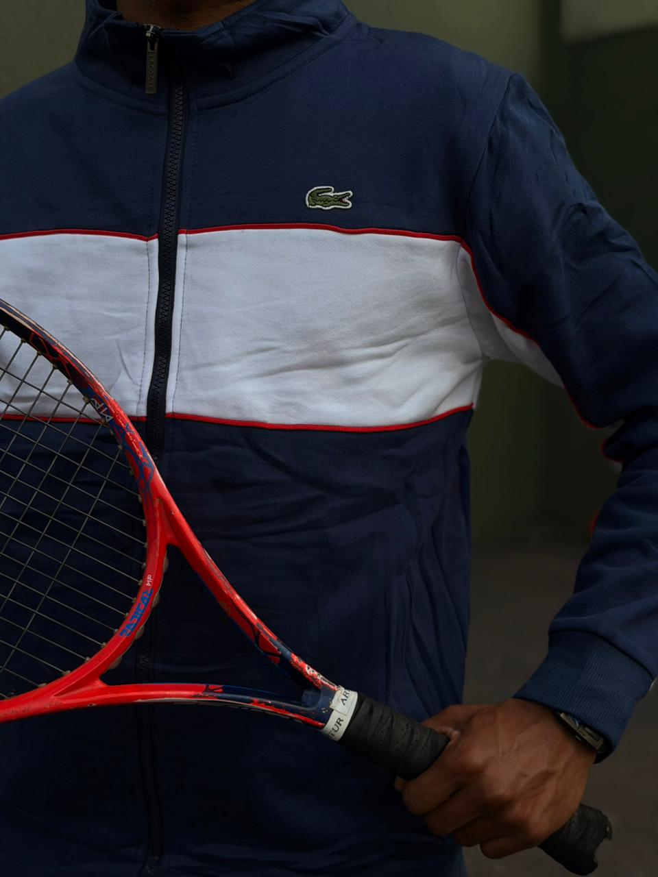 Conjunto Deportivo Lacoste