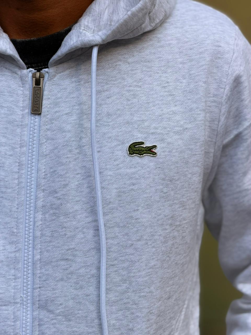 Conjunto Deportivo Lacoste
