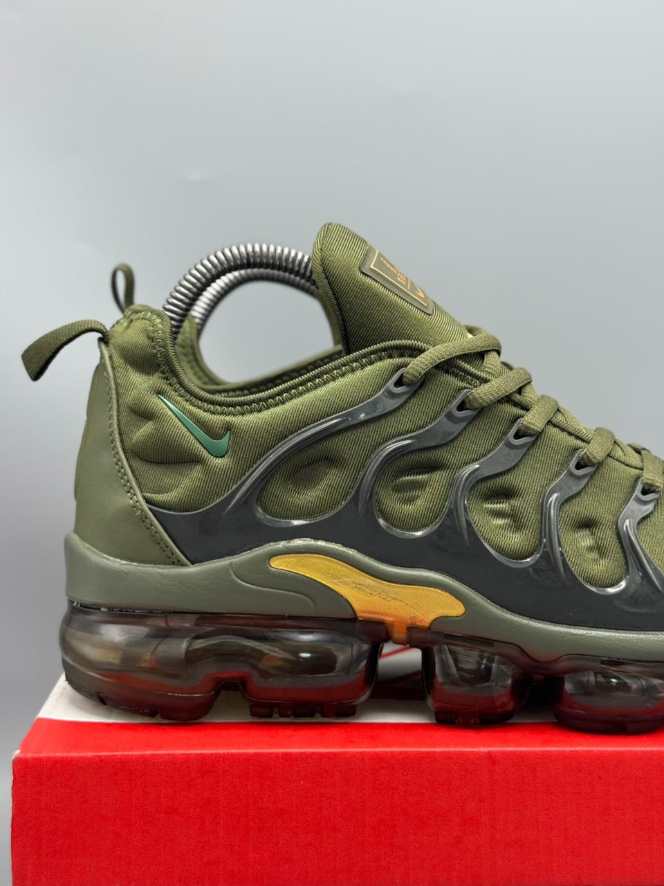 Nike Air Vapormax Plus