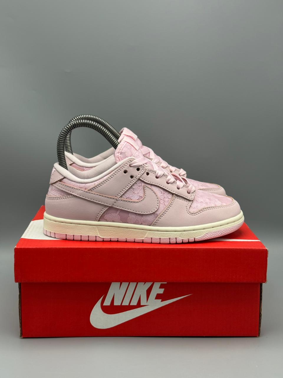 Nike Dunk Low Pink Lace