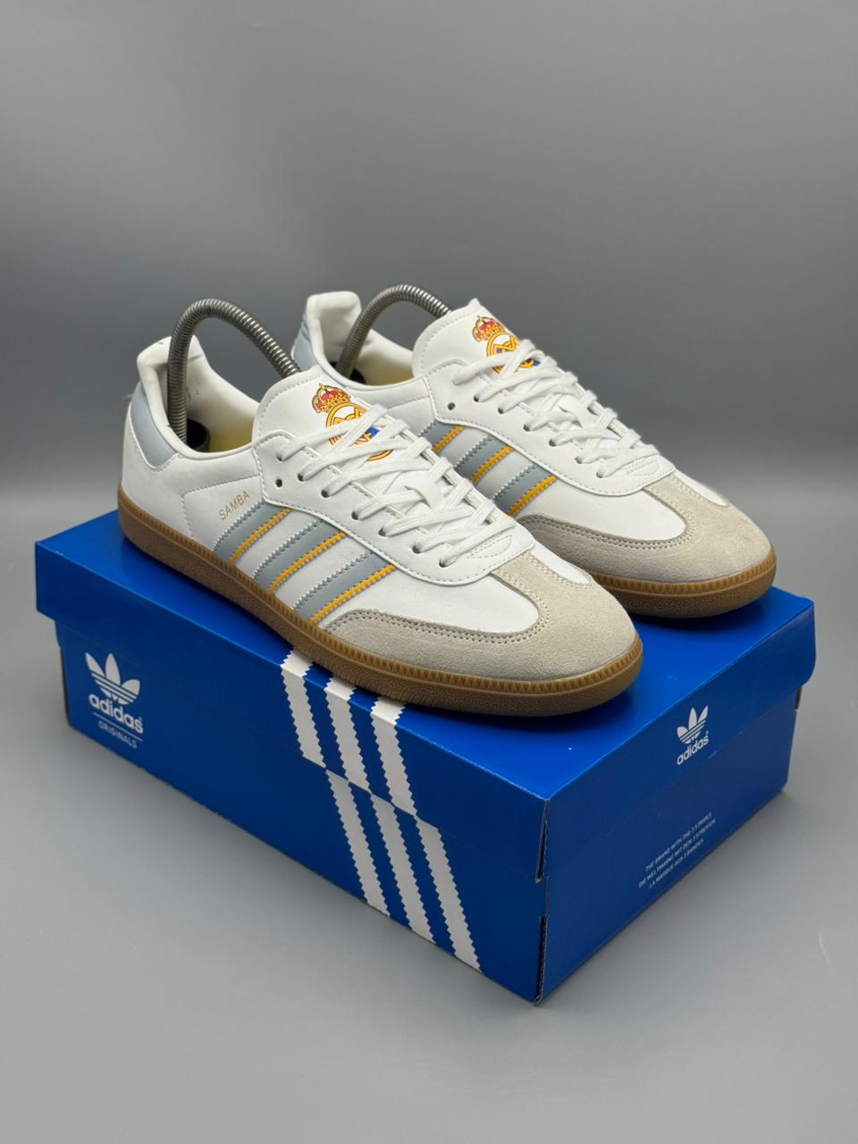 Adidas Samba