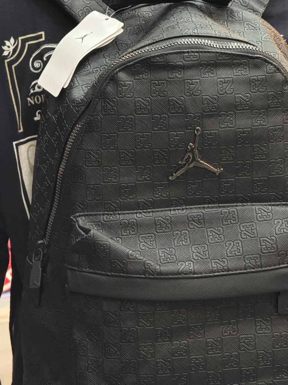Morral Jordan Negra