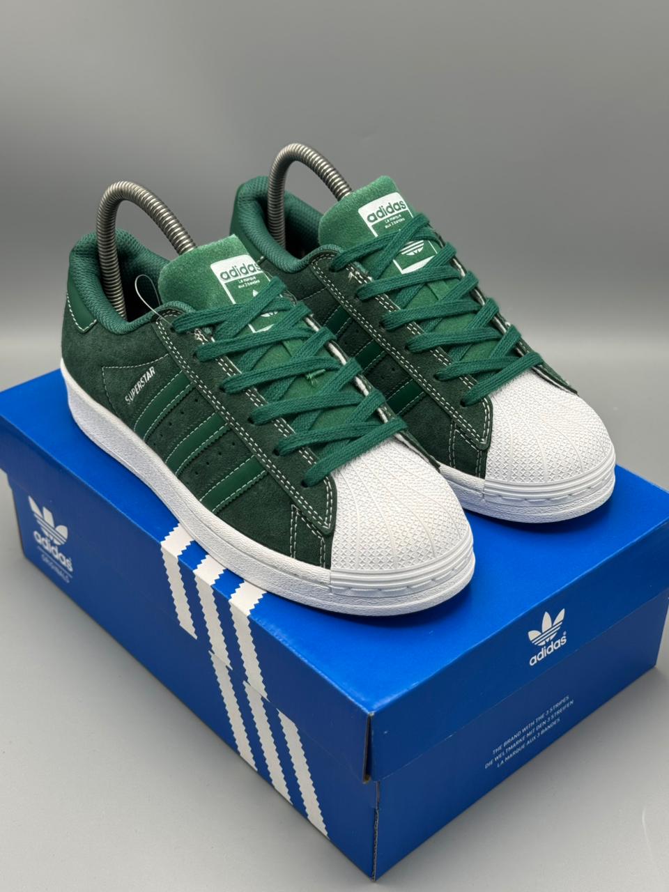 Adidas Superstar
