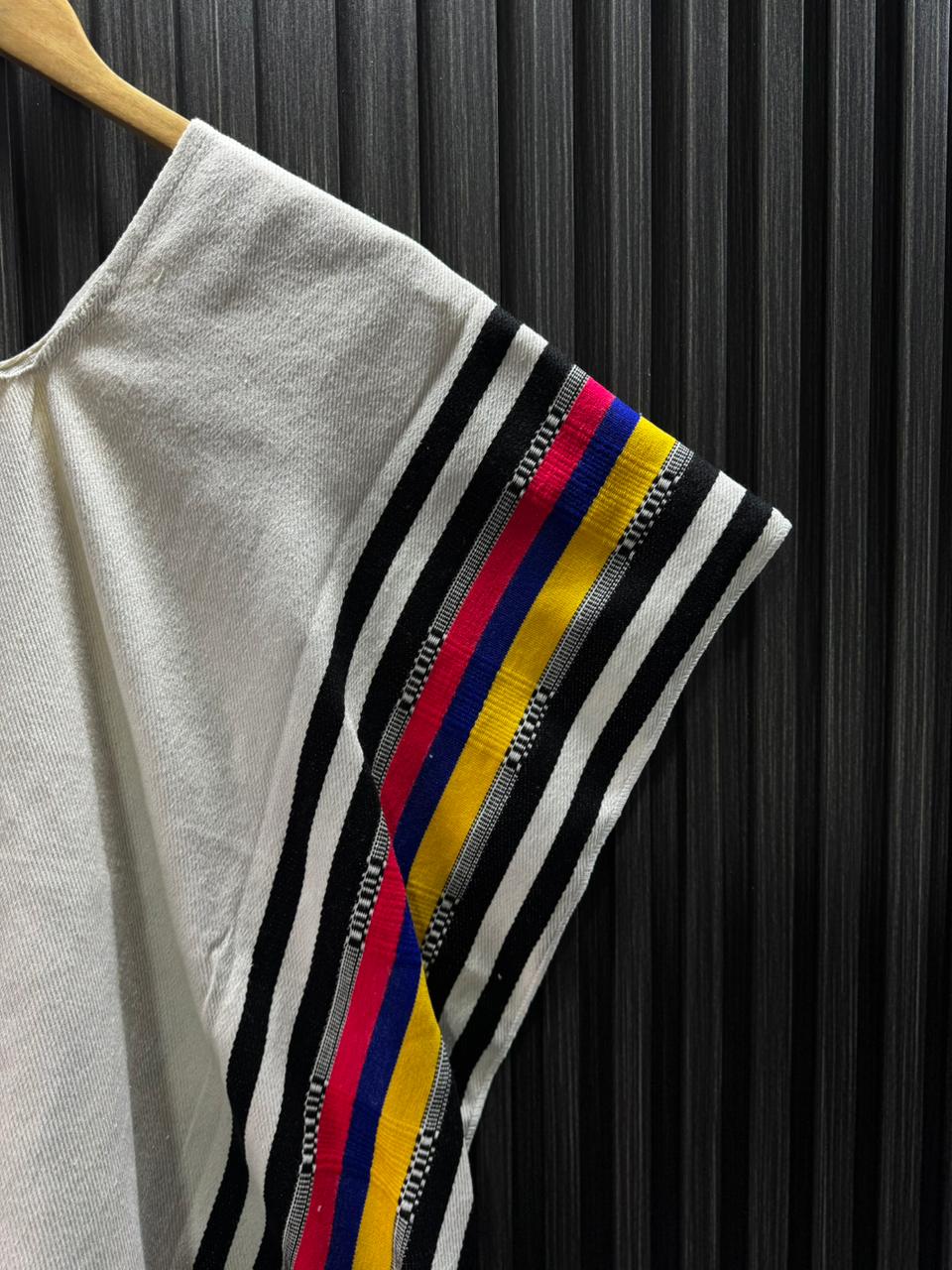 Poncho Artesanal Colombiano