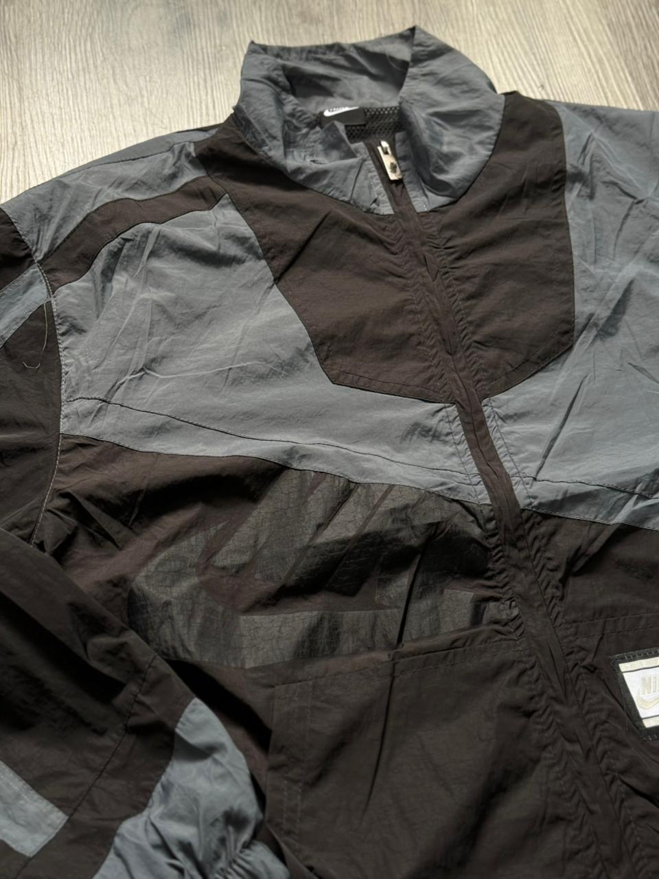 Chaqueta Nike Windbreaker