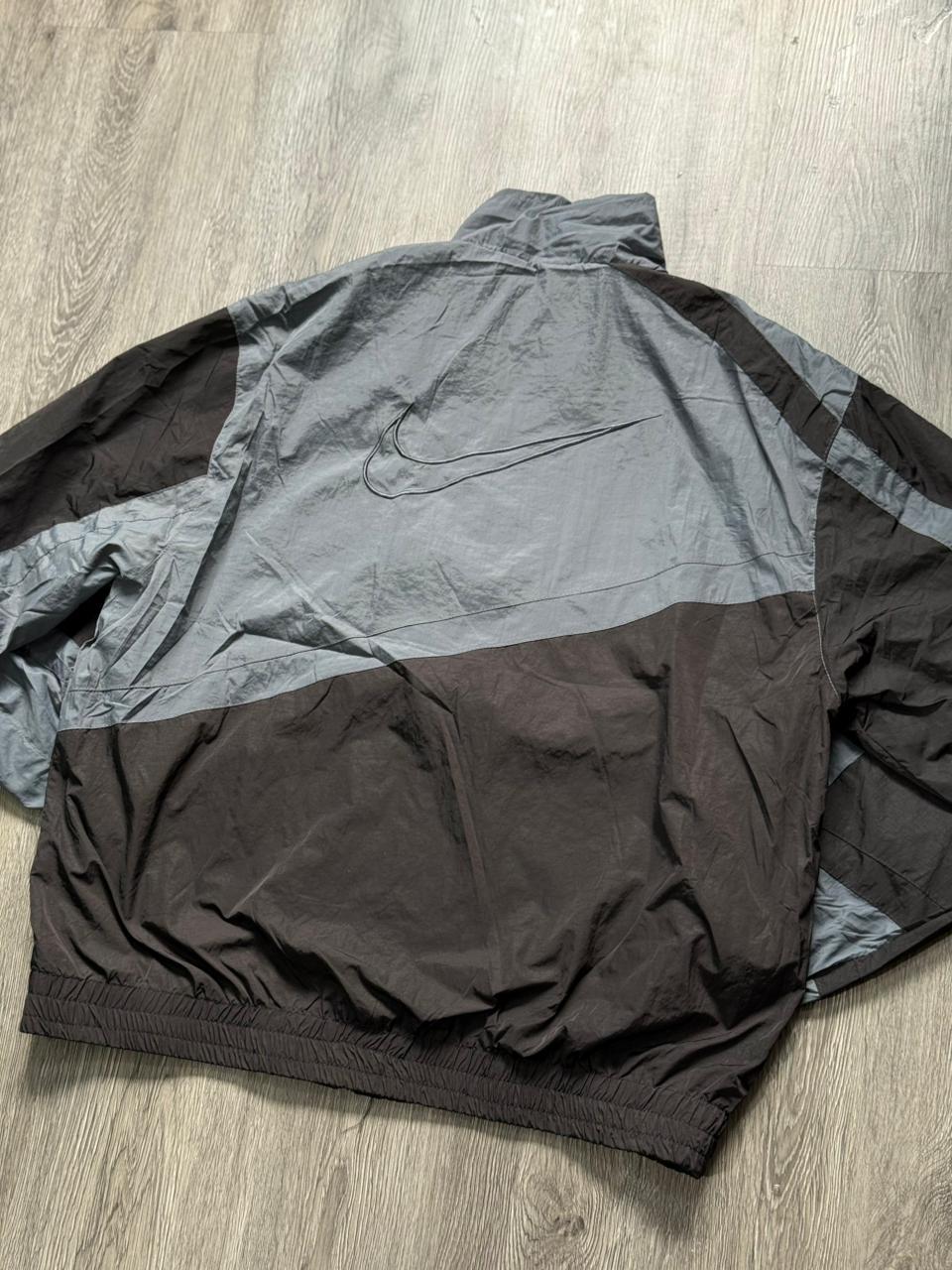 Chaqueta Nike Windbreaker