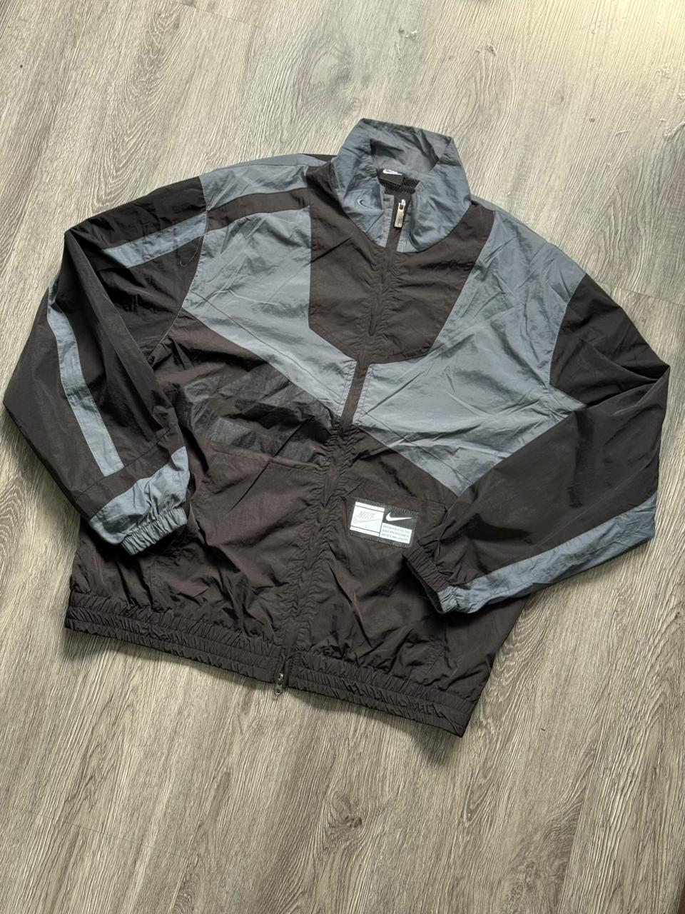 Chaqueta Nike Windbreaker