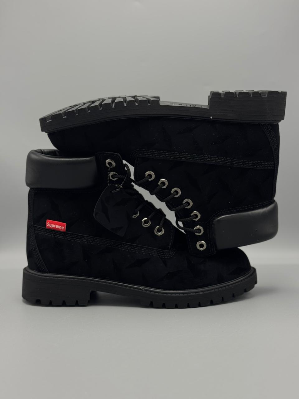 Timberland x Supreme