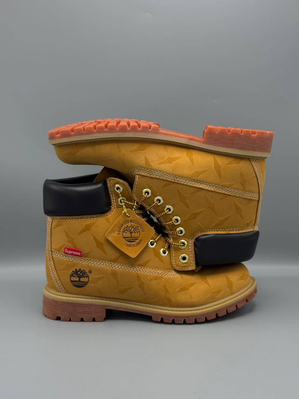 Timberland x Supreme