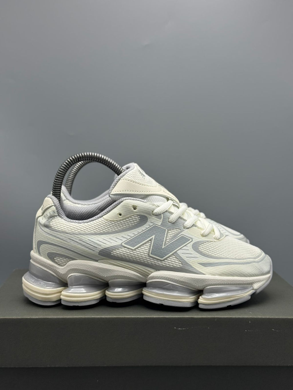New Balance 2000