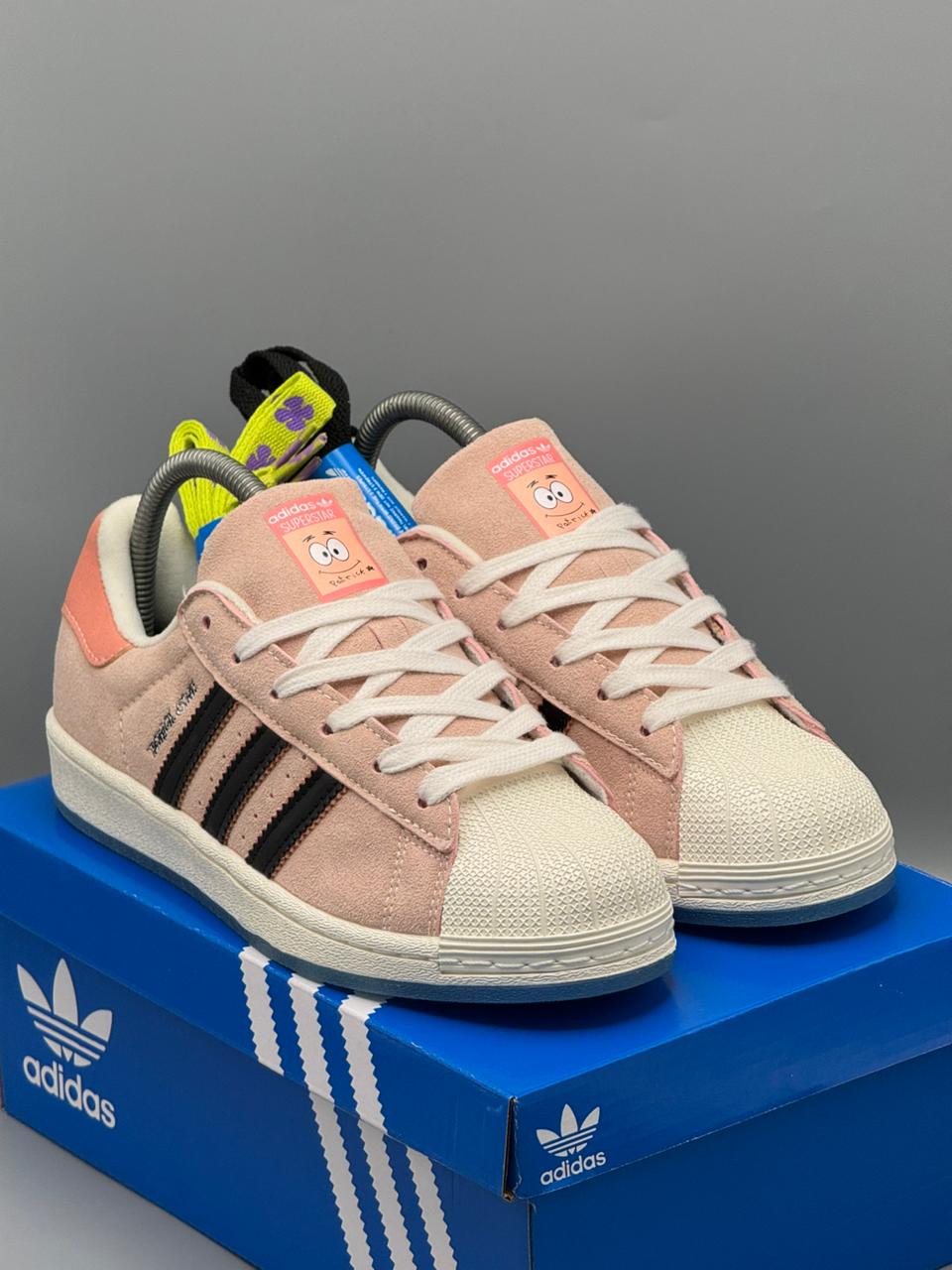 Adidas Superstar