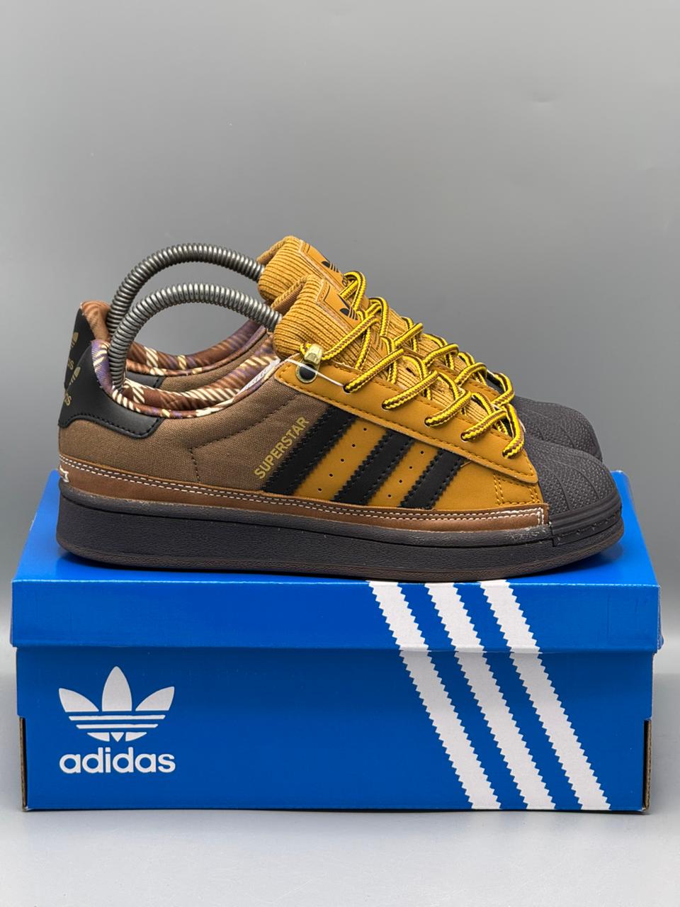 Adidas Superstar