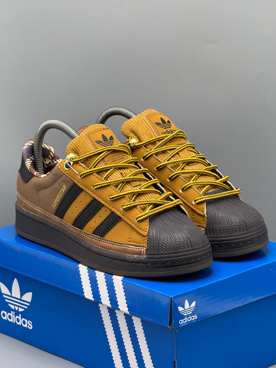 Adidas Superstar