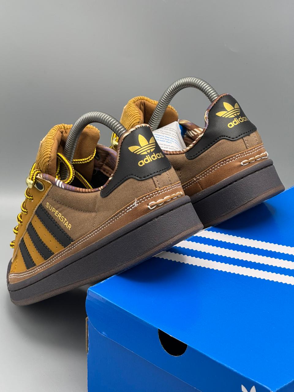 Adidas Superstar