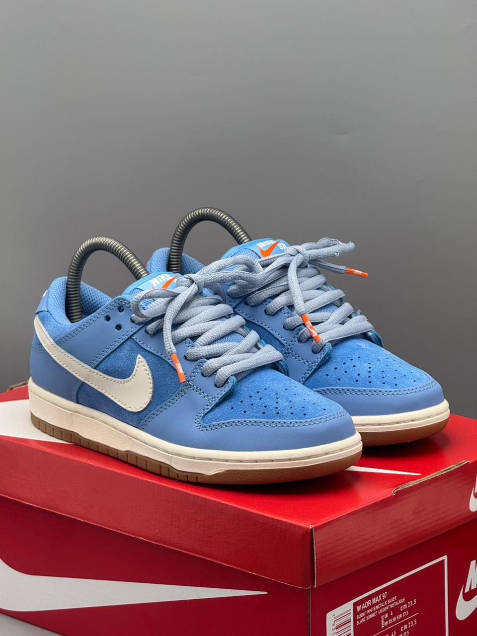Nike SB Dunk “Blue Sky Gum”