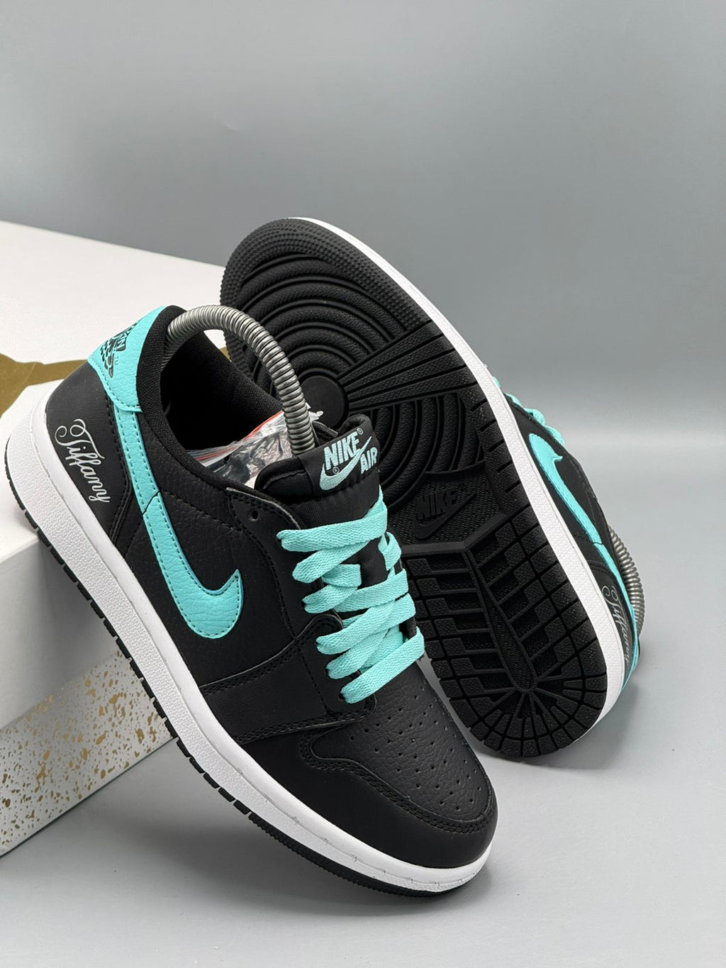 Jordan 1 Retro Low “Tiffany Black”