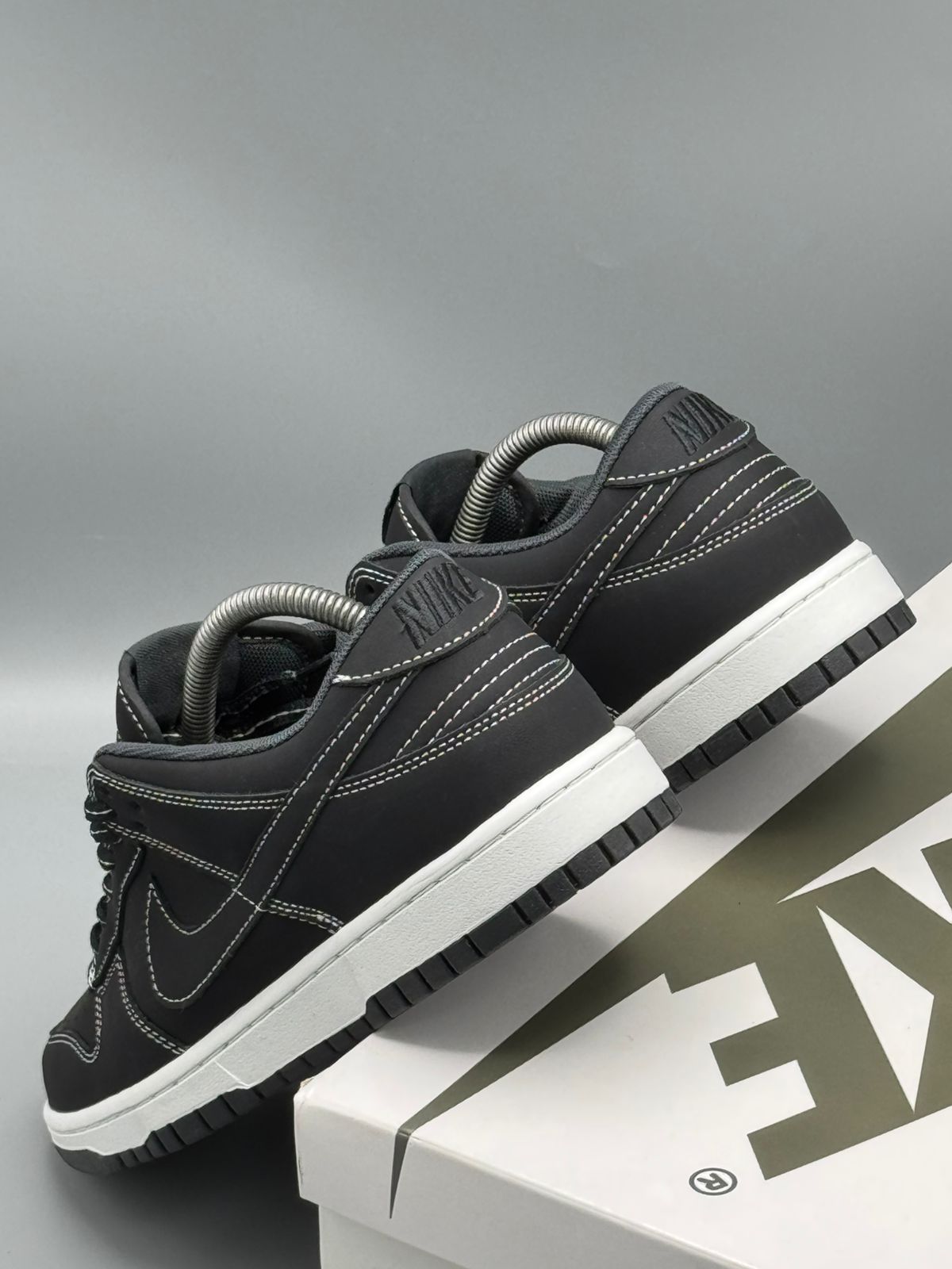 Nike Sb Dunk Low “Black Contrast Stitch”