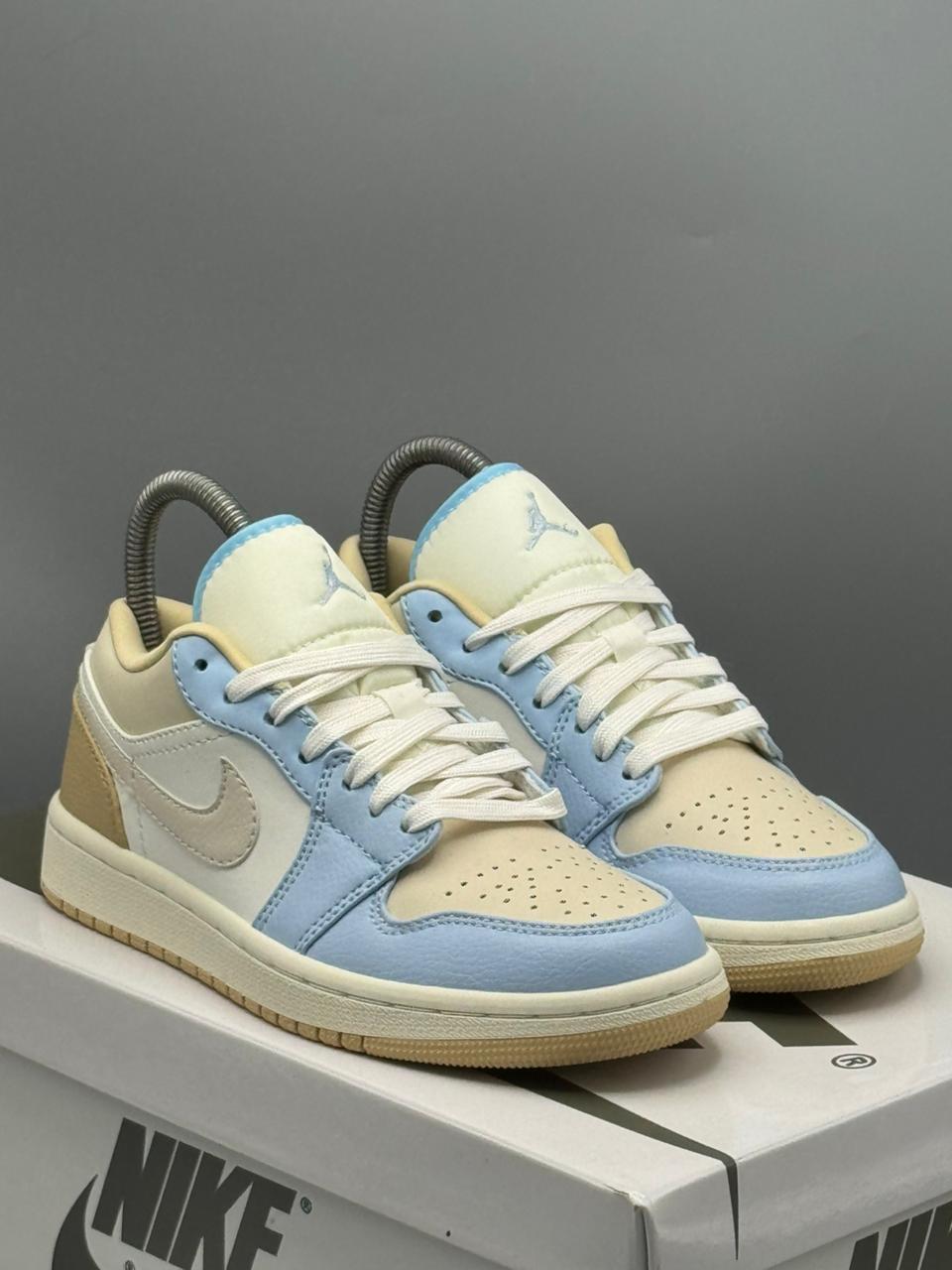 Jordan 1 Retro Low “Sky Cream”