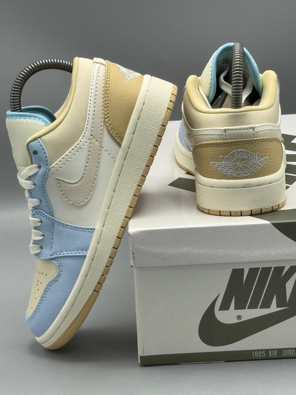 Jordan 1 Retro Low “Sky Cream”