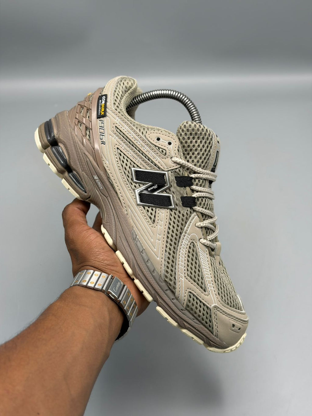 New Balance 1906R