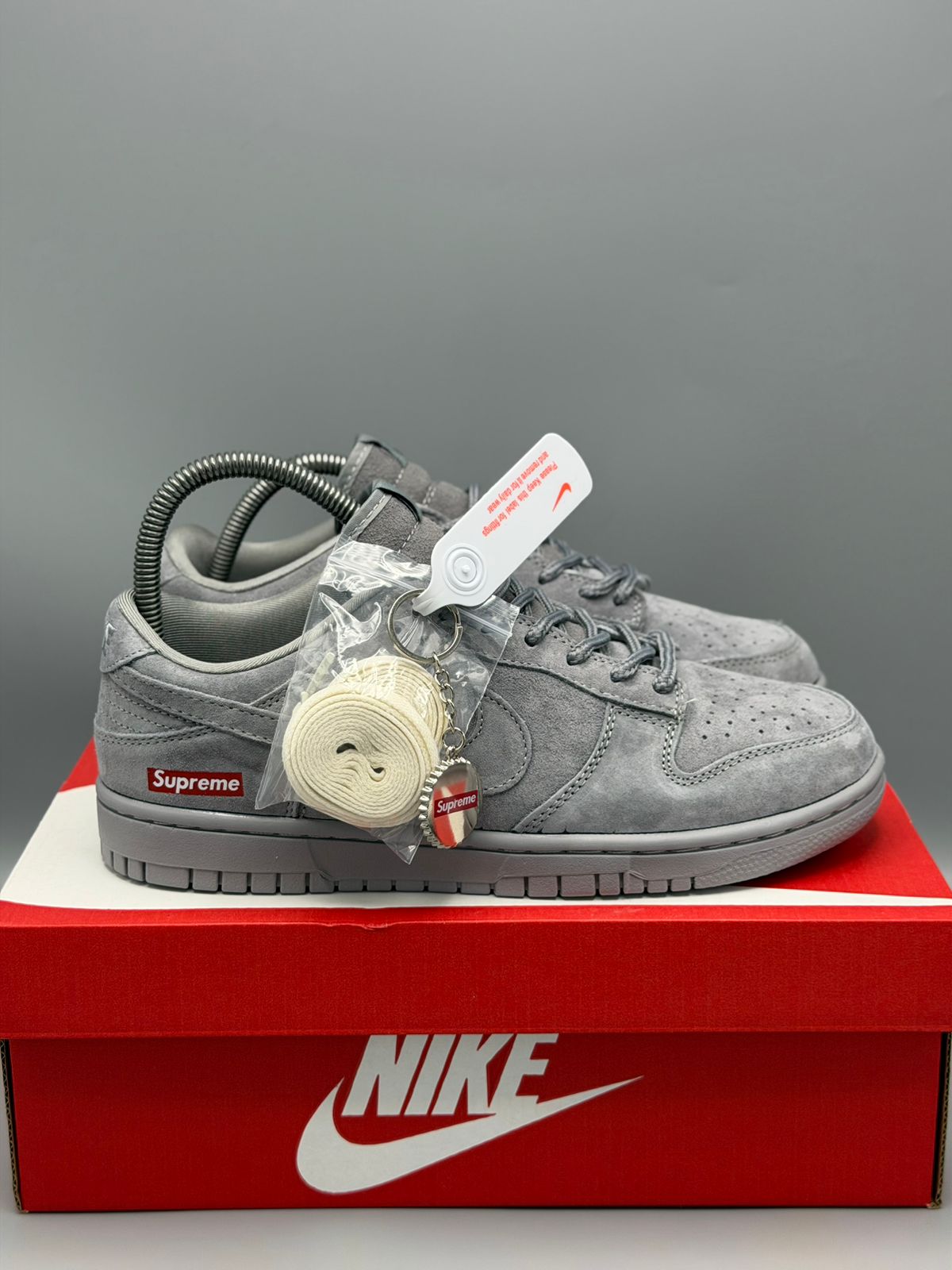 Nike Sb Dunk Low x Supreme