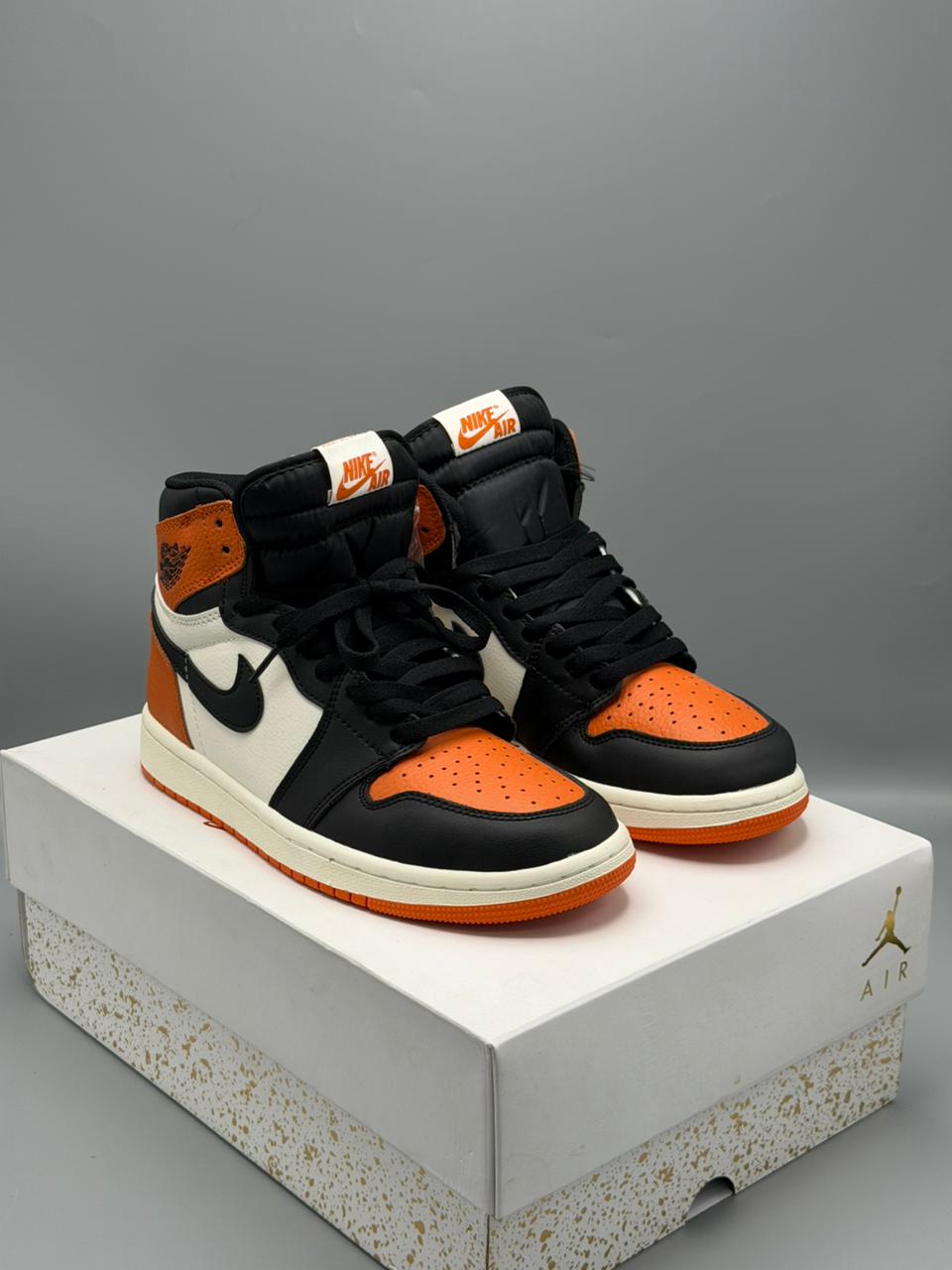 Jordan 1 Retro “Orange Black”