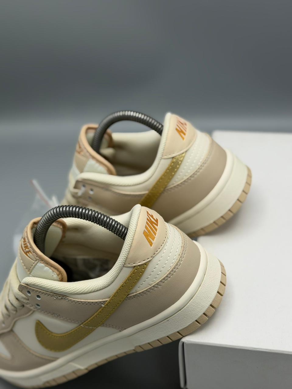 Nike Sb Dunk “Beige Gold”