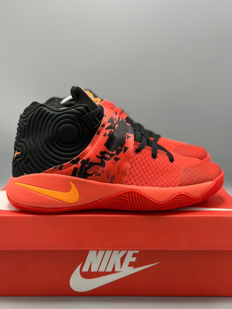 Nike Kyrie 2