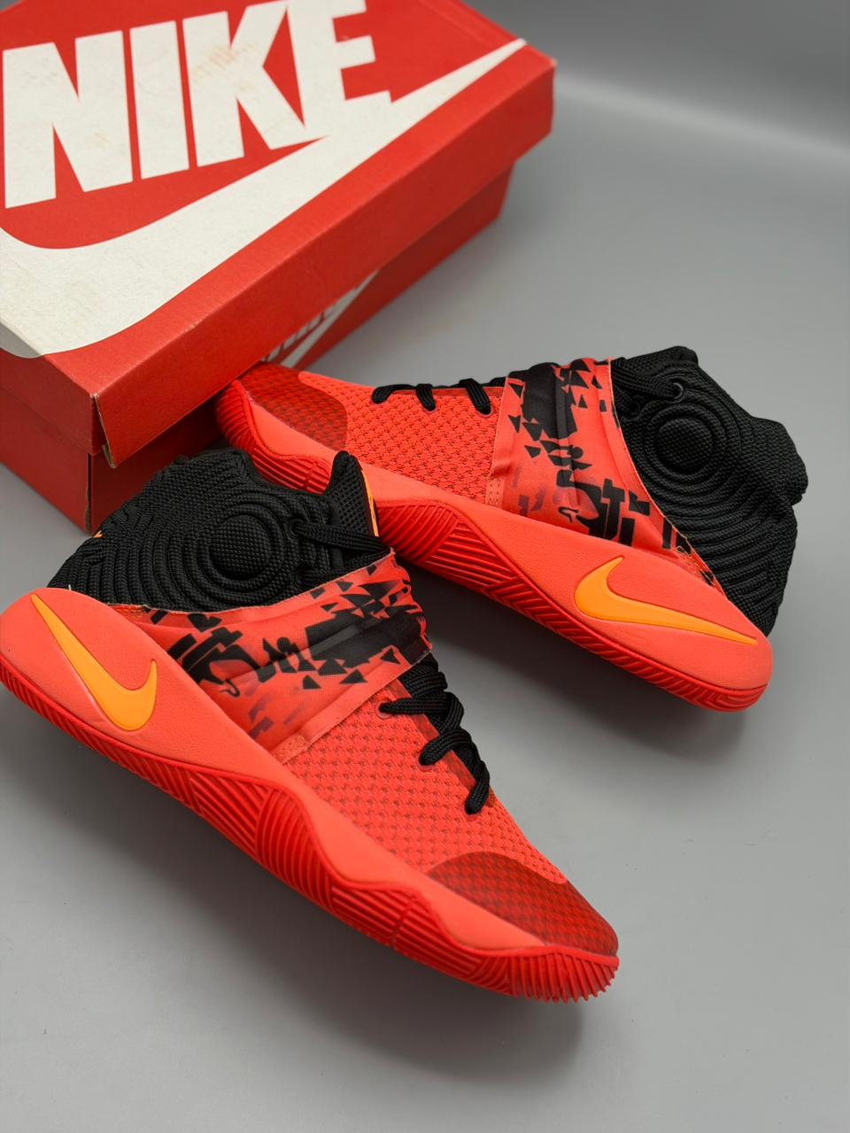 Nike Kyrie 2