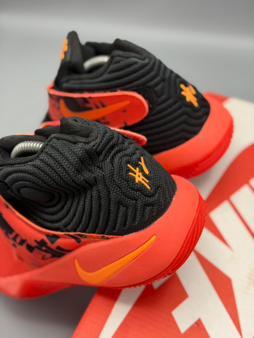 Nike Kyrie 2