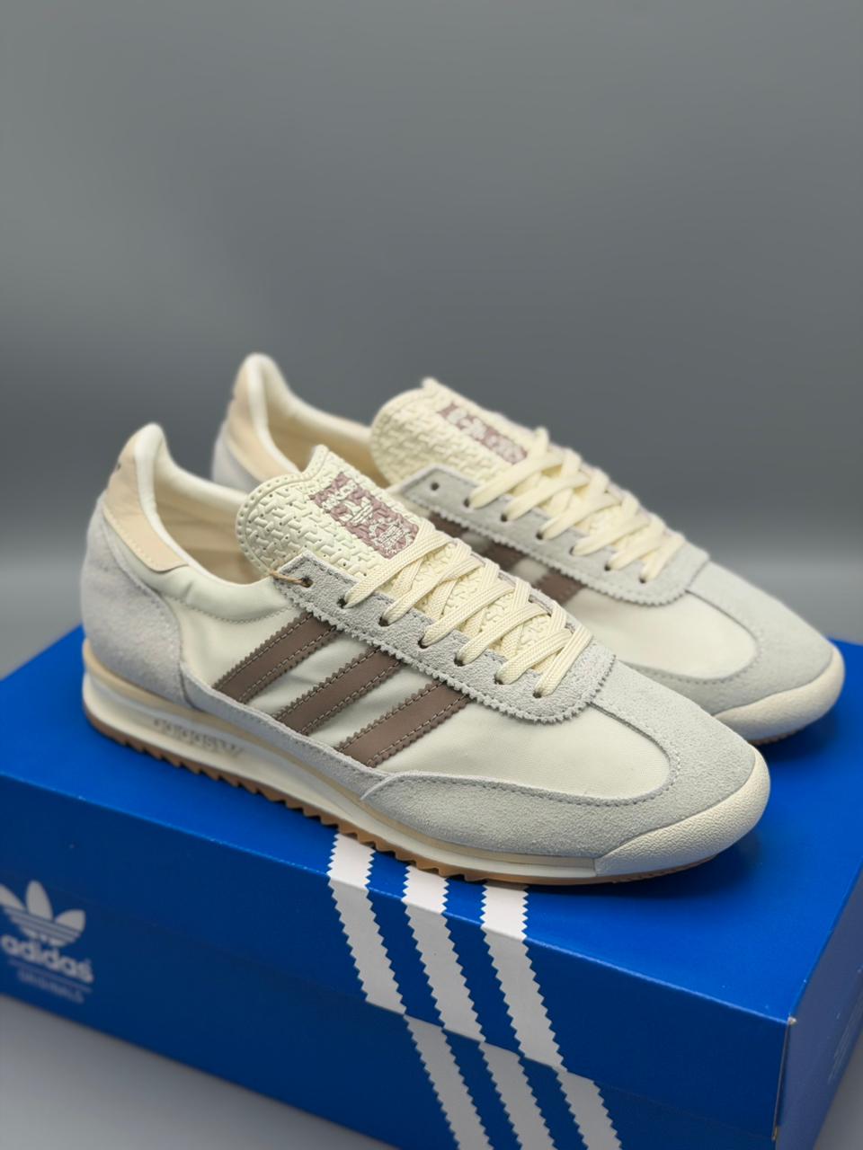 Adidas SL 72