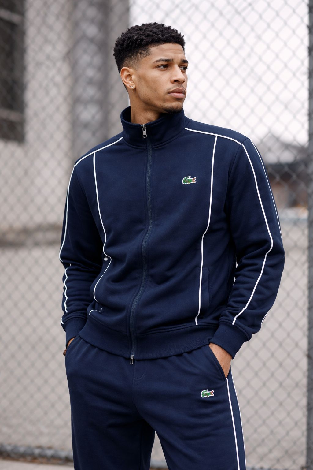 Conjunto Deportivo Lacoste