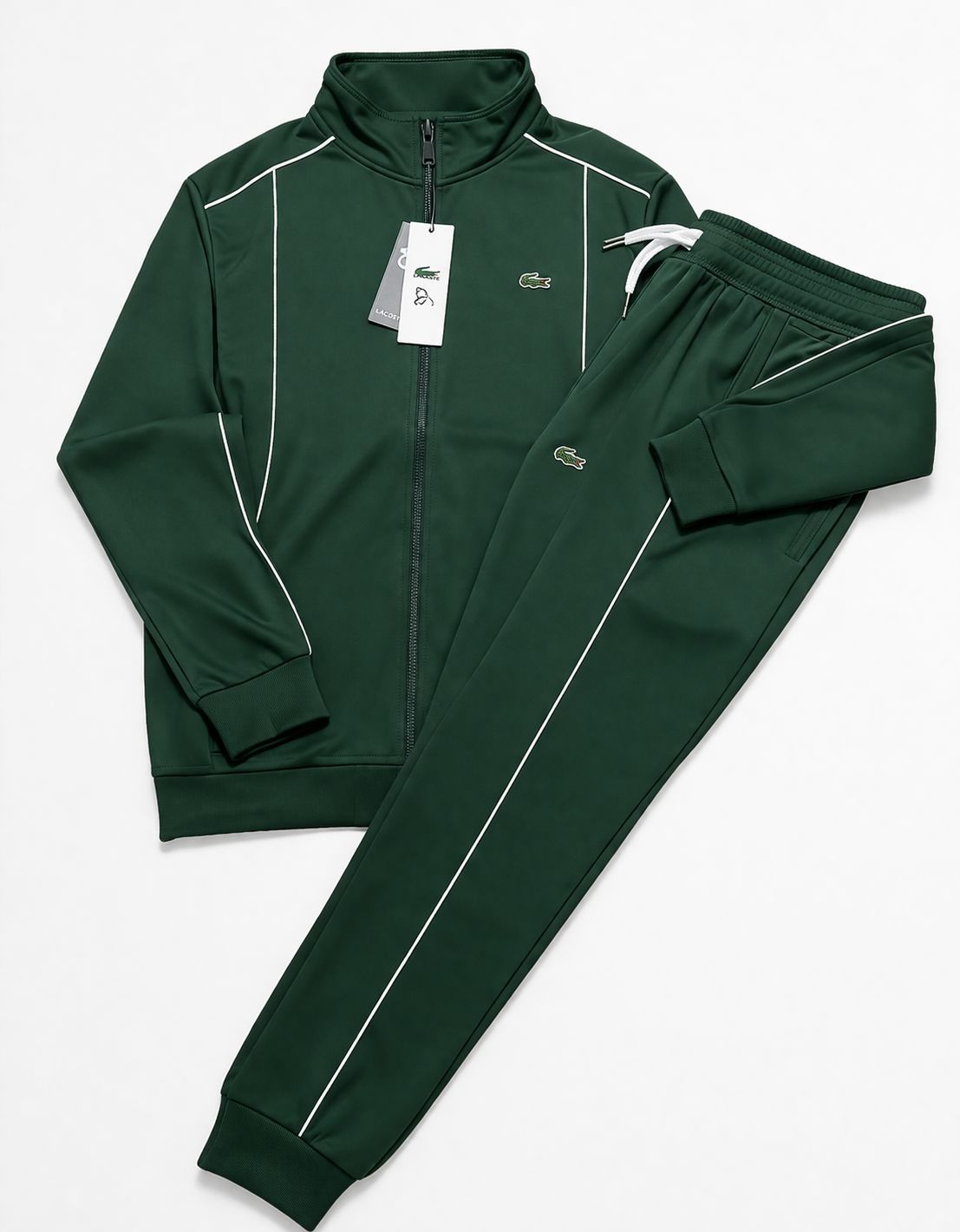 Conjunto Deportivo Lacoste