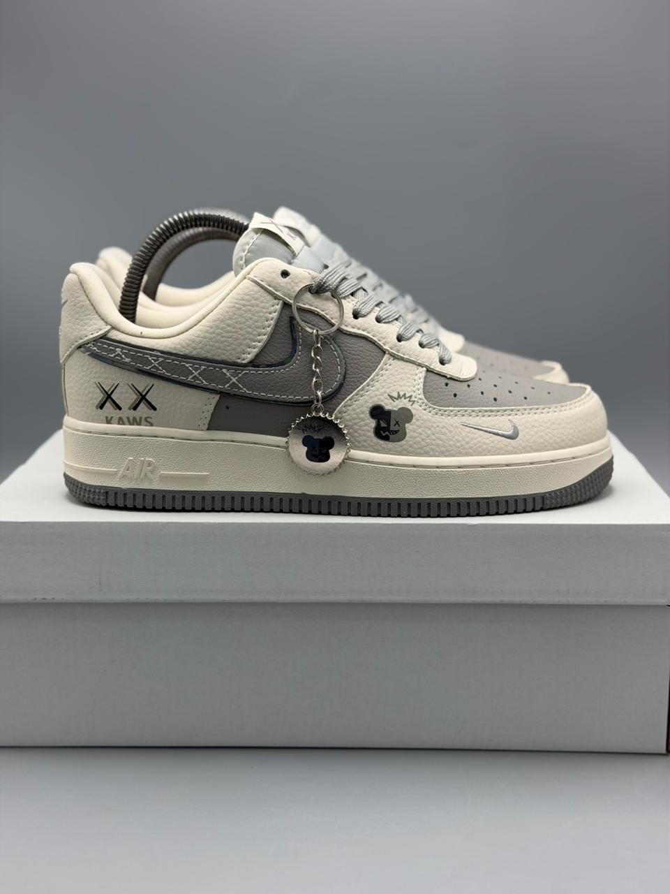 Air Force 1 "KAWS"