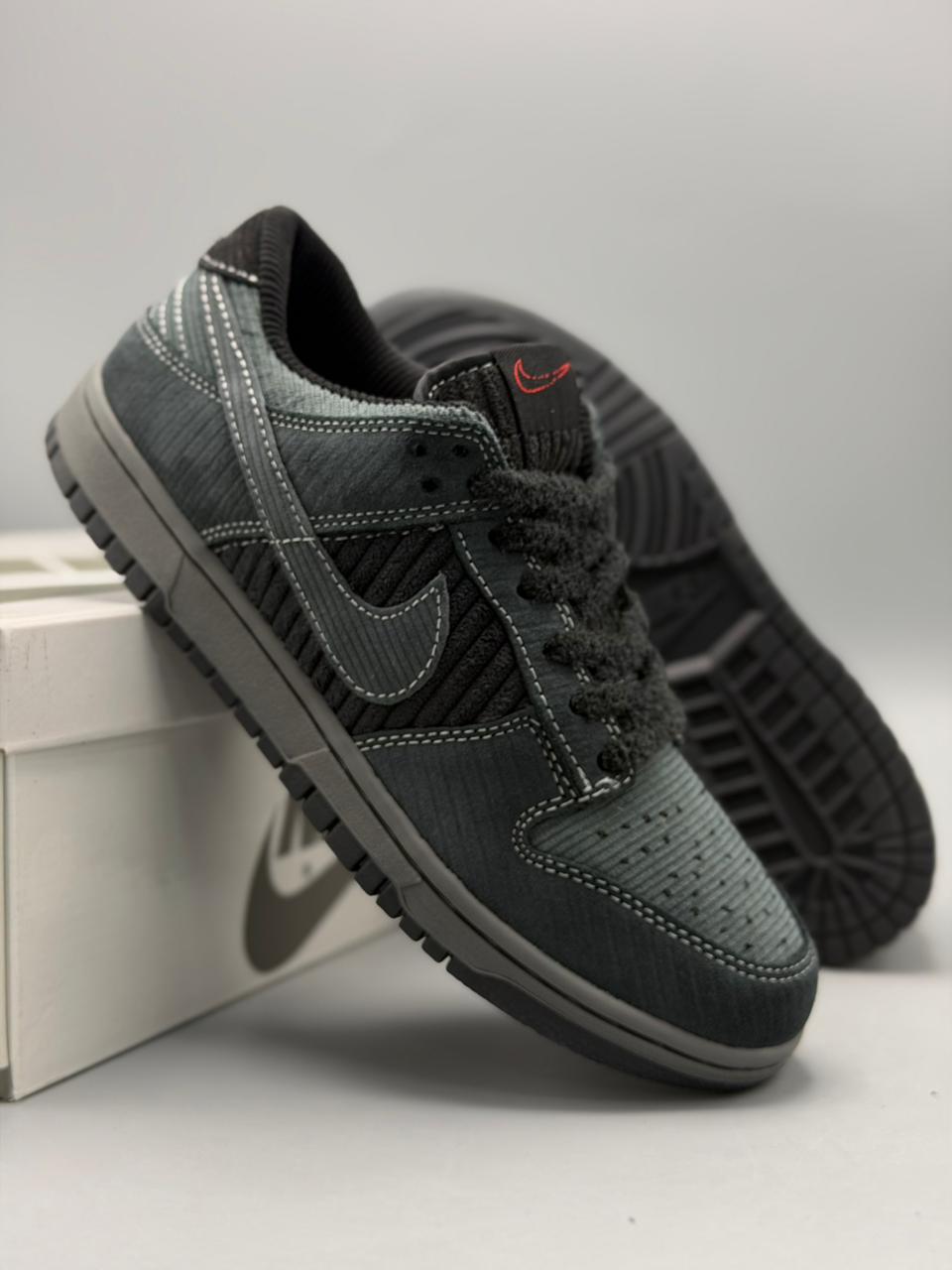 Nike Sb Dunk “Dark Graphite”