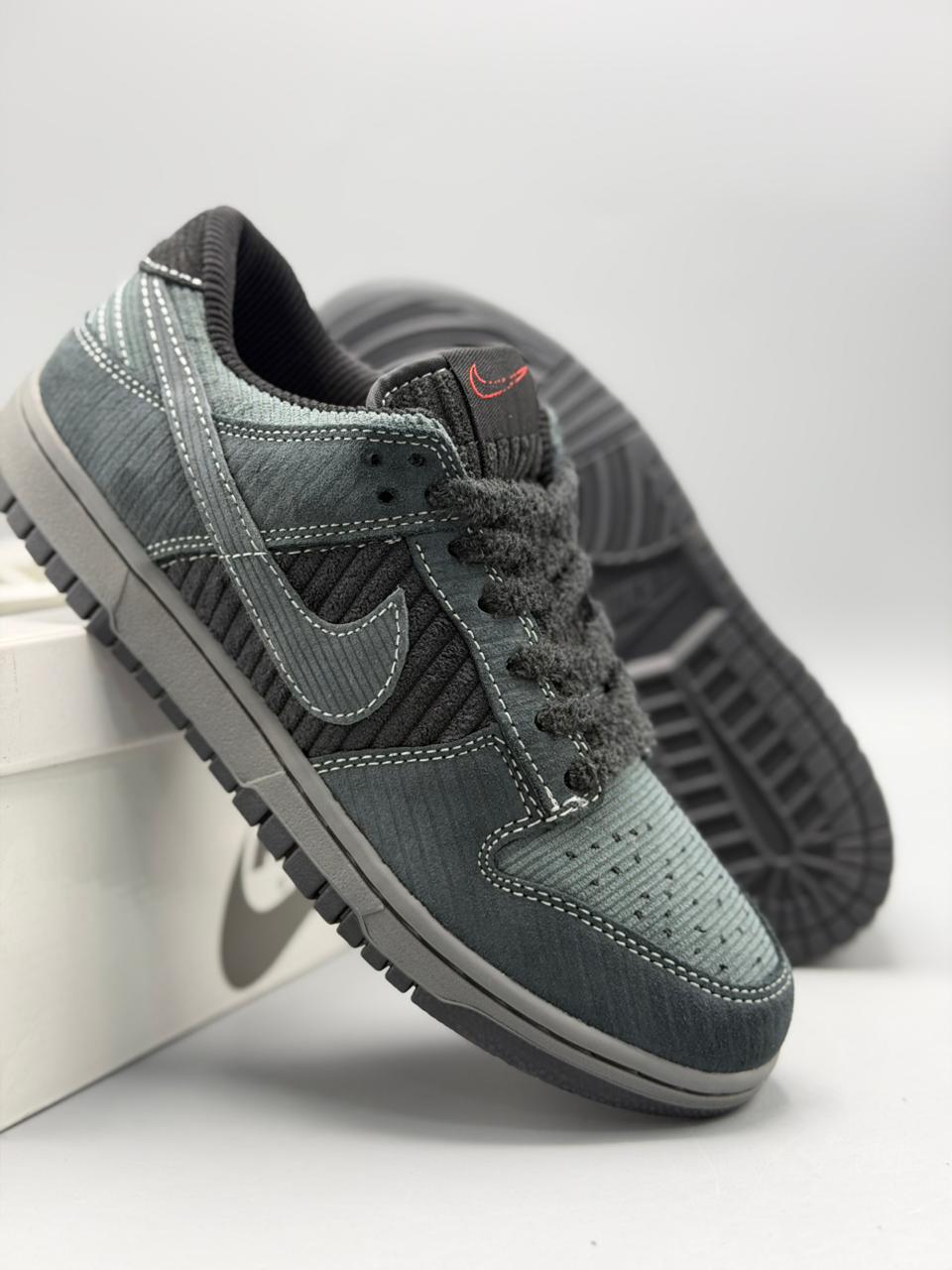 Nike Sb Dunk “Dark Graphite”