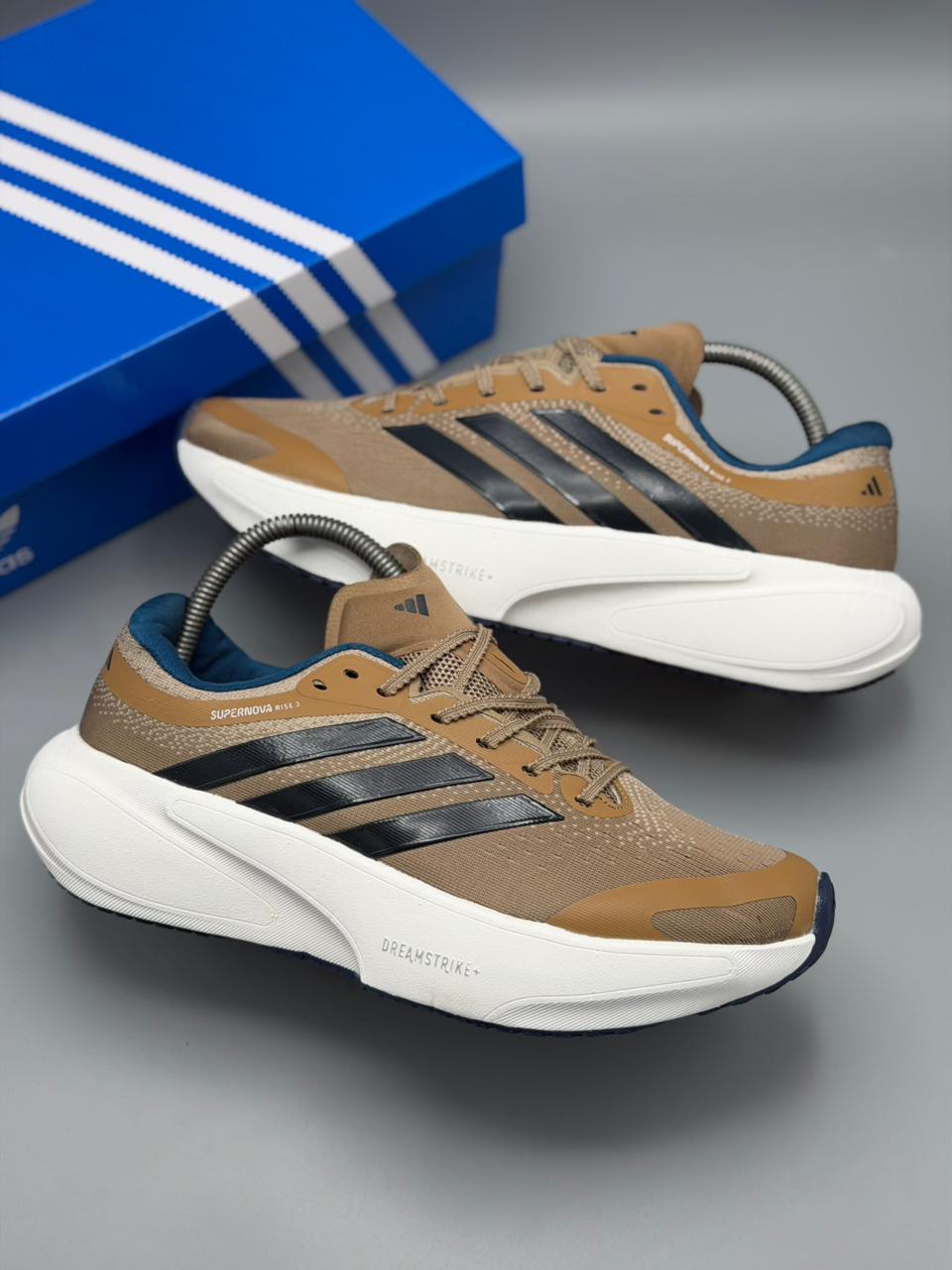 Adidas Supernova Rise 3