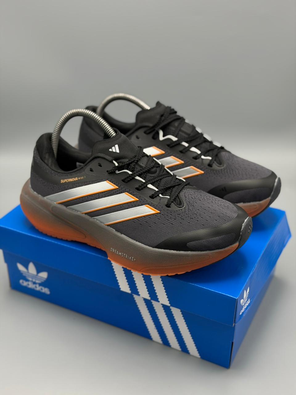 Adidas Supernova Rise 3
