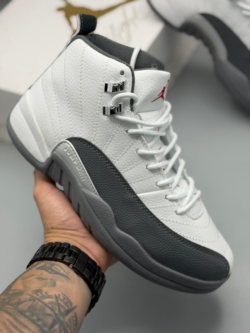Jordan 12 Retro