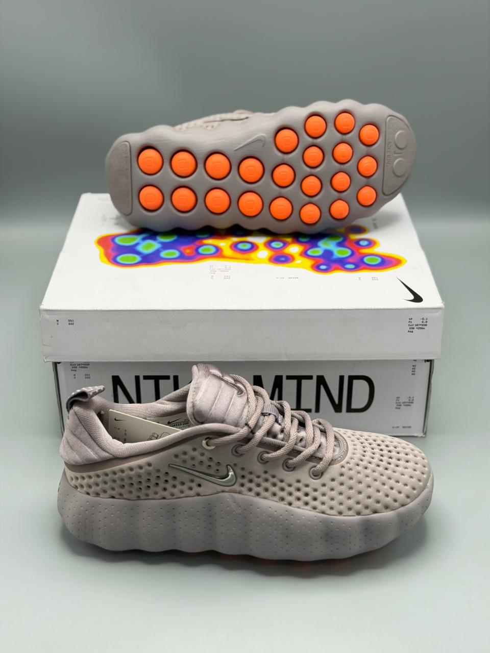 Nike Mind 002