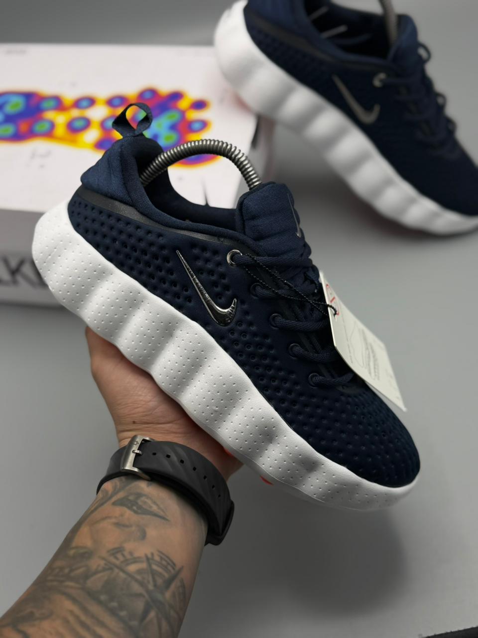 Nike Mind 002