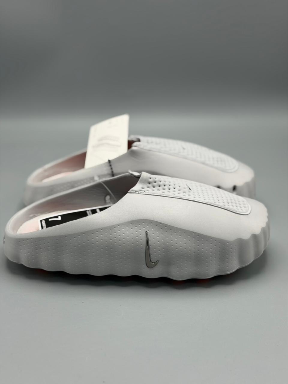 Nike Mind 001