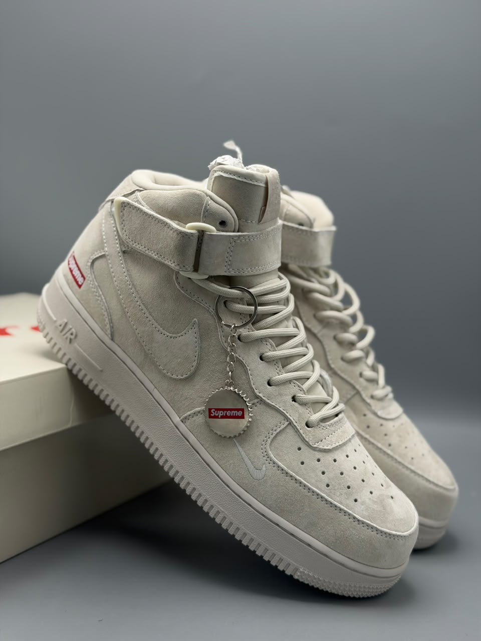 Air Force 1 "Supreme"
