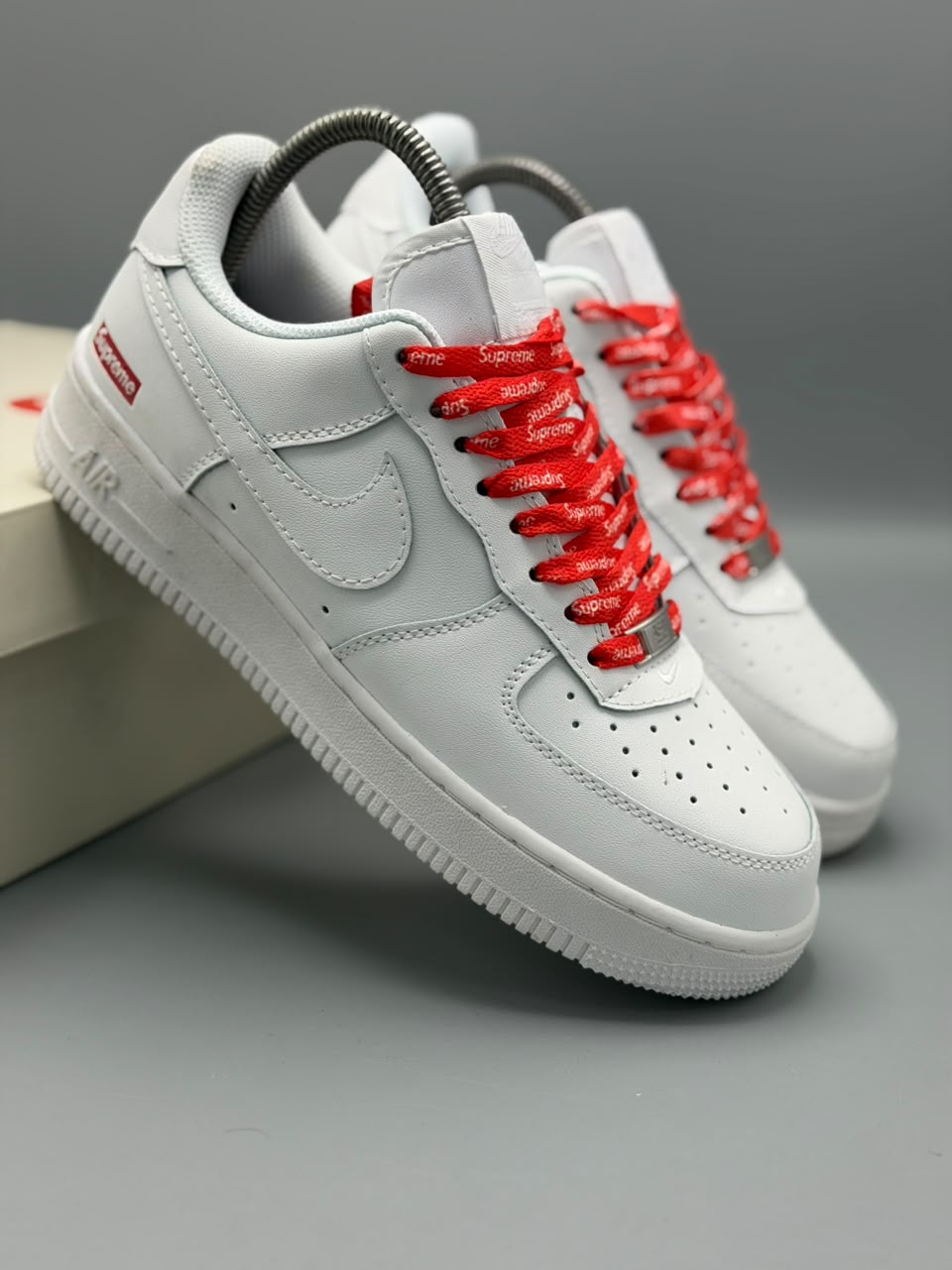 Air Force 1 "Supreme"
