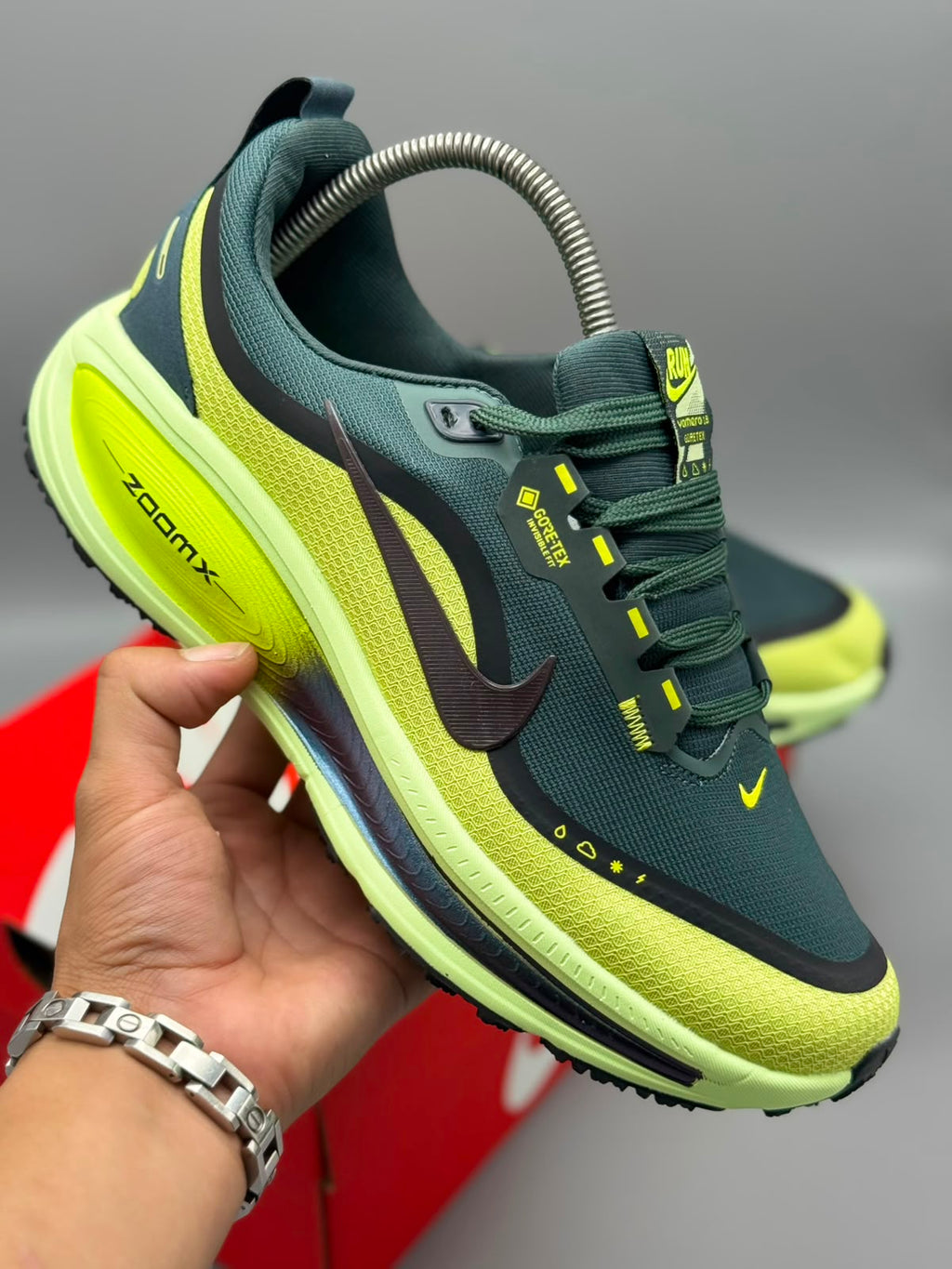 Nike Vomero 18 GORE-TEX